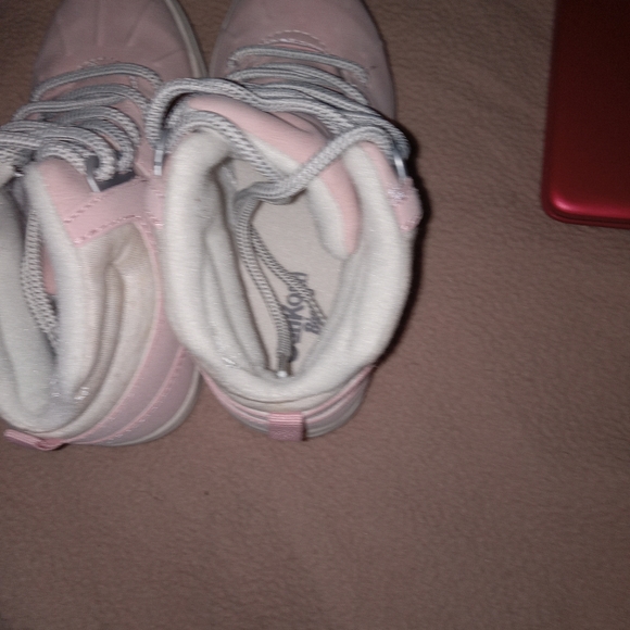 Boots - Picture 5 of 8